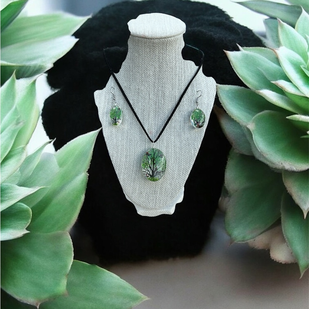 Pressed Flowers Tree of Life Butterflies Necklace & Earrings Set NIB Adjustable